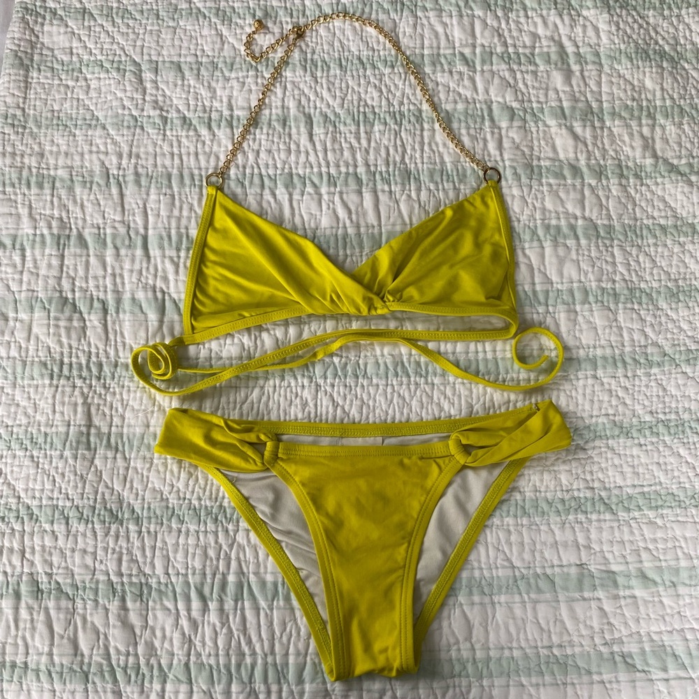 L*Space Bikini Set - Picture 2 of 11
